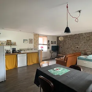 Proche Mont Saint Michel Renove Appartement Pontorson
