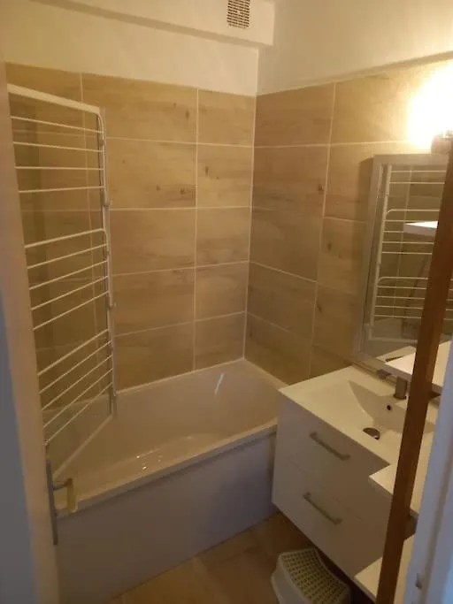 Appartement Port De 히에레
